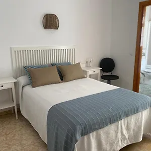 https://hostal-andalucia-nerja.hotelsinnerja.org